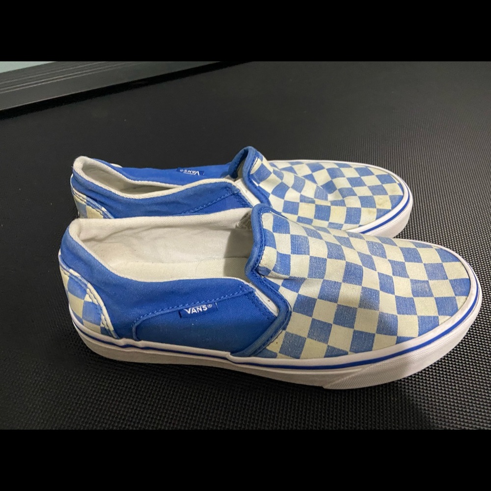 blue checkered vans